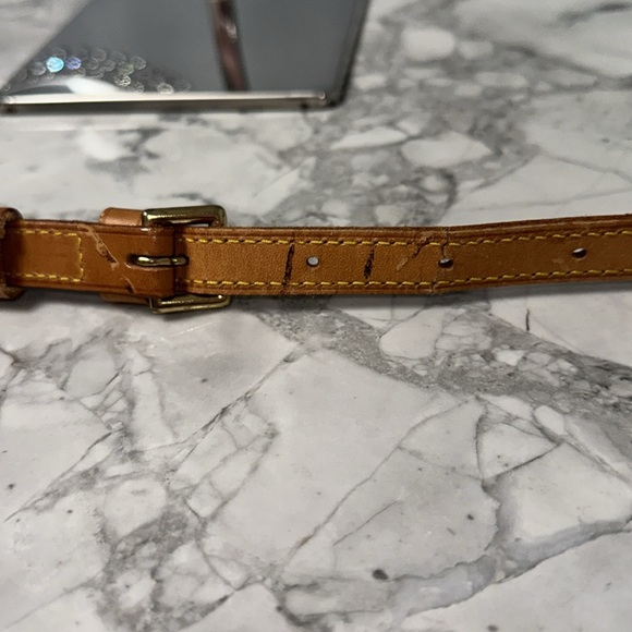 Authentic Louis Vuitton Saint Cloud PM - Picture 9 of 16